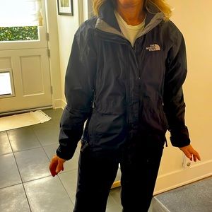 great black north face hooded jacket! size small
